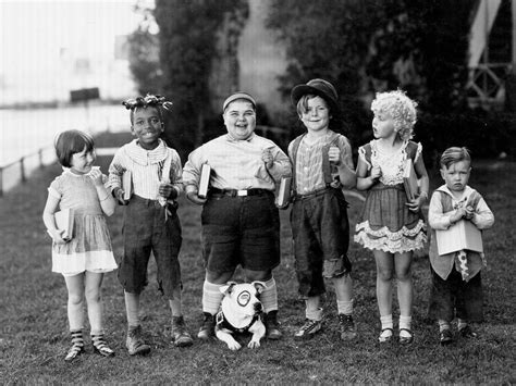  The Little Rascals: สนุกสนานกับแก๊งค์เด็กเริงร่าที่สร้างเสียงหัวเราะและความทรงจำดีๆ